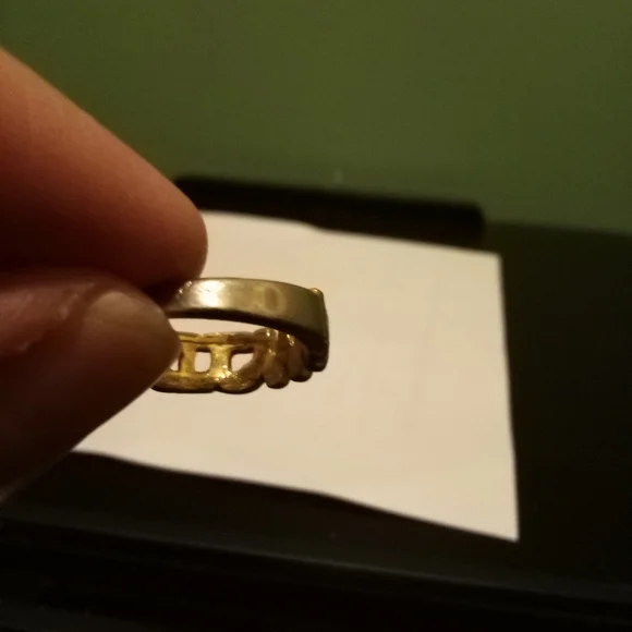 Vintage WWJD Gold Ring Unisex - Picture 9 of 9